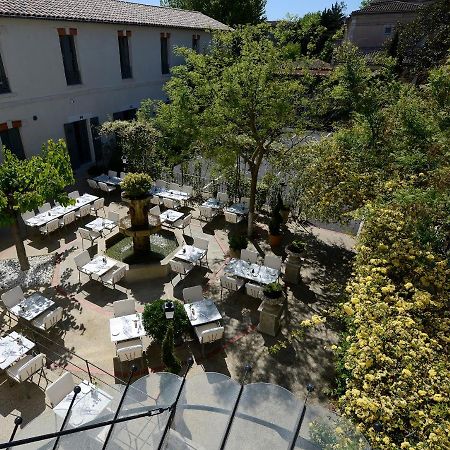 Grand Hotel Henri - Teritoria LʼIsle-sur-la-Sorgue Eksteriør bilde